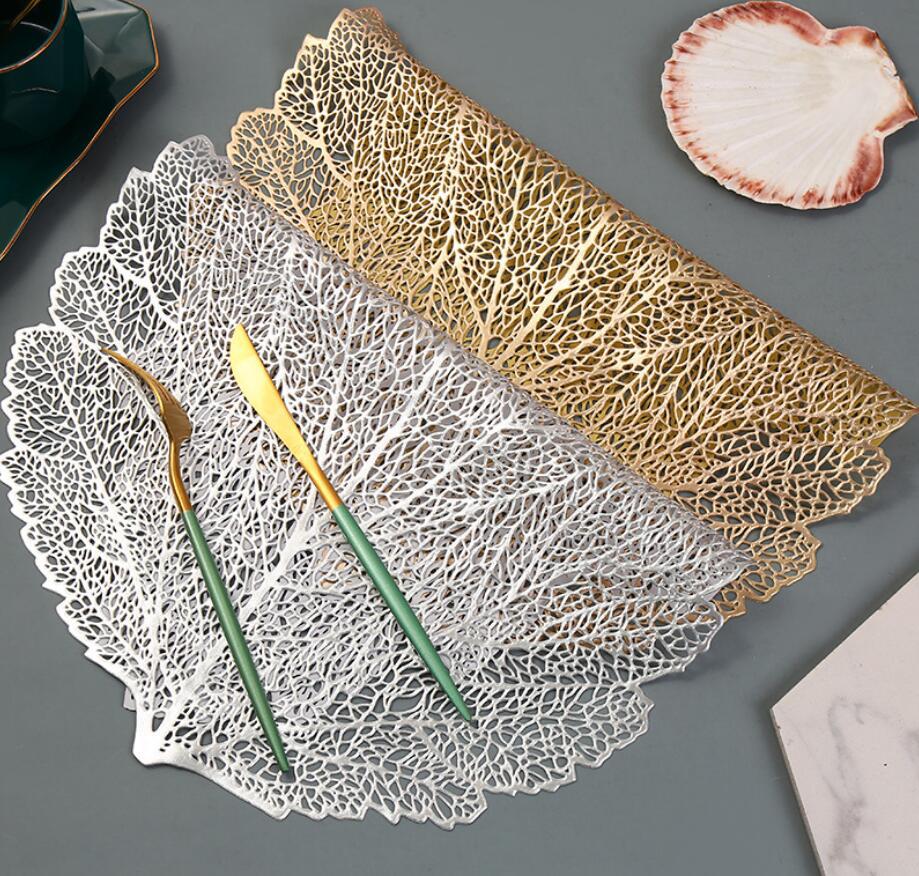 MANTEL INDIVIDUAL EN FORMA DE HOJA PLATEADO 41CM ¡OFERTA CYBER! - Imagen 3