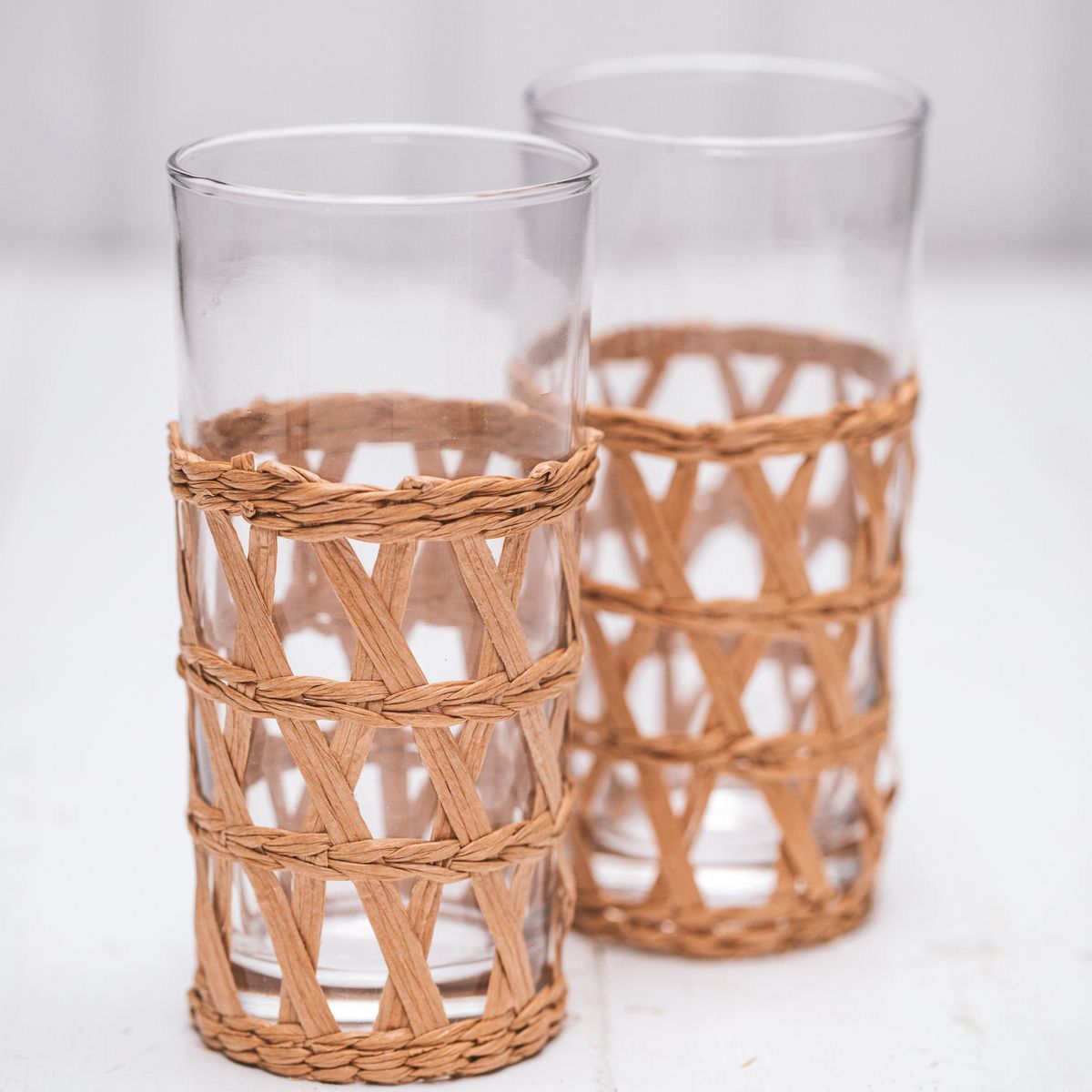 SET CON 6 VASOS DE VIDRIO CON YUTE 500CC - Imagen 3