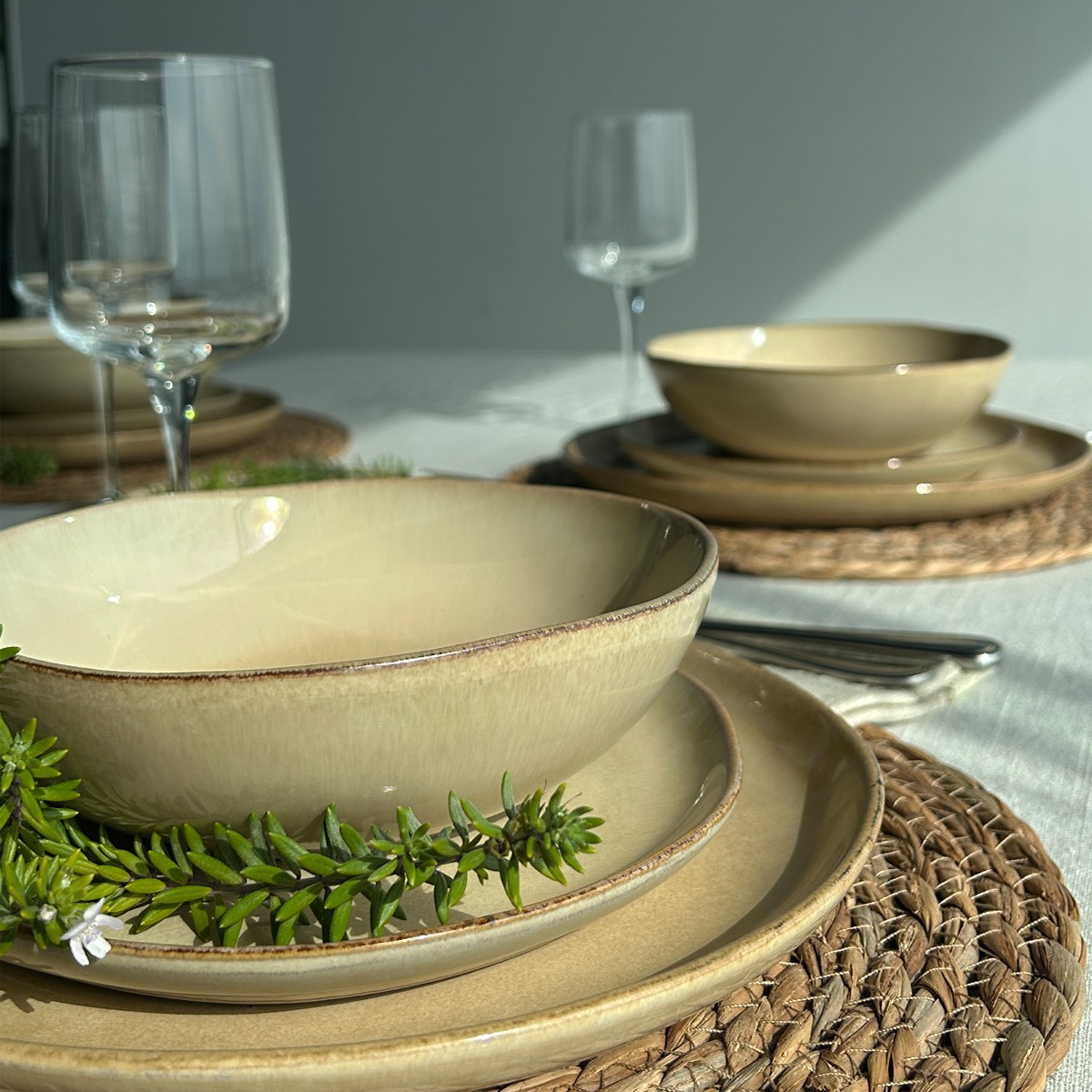 SET VAJILLA 18 PIEZAS RUSTICO MOCHA MOUSE - Imagen 2